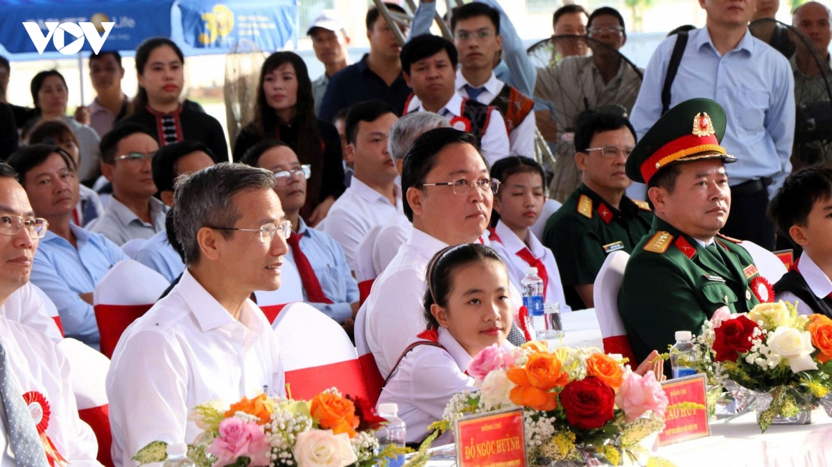 hoc sinh ca nuoc han hoan trong le khai giang nam hoc moi 2026-2027 hinh anh 215