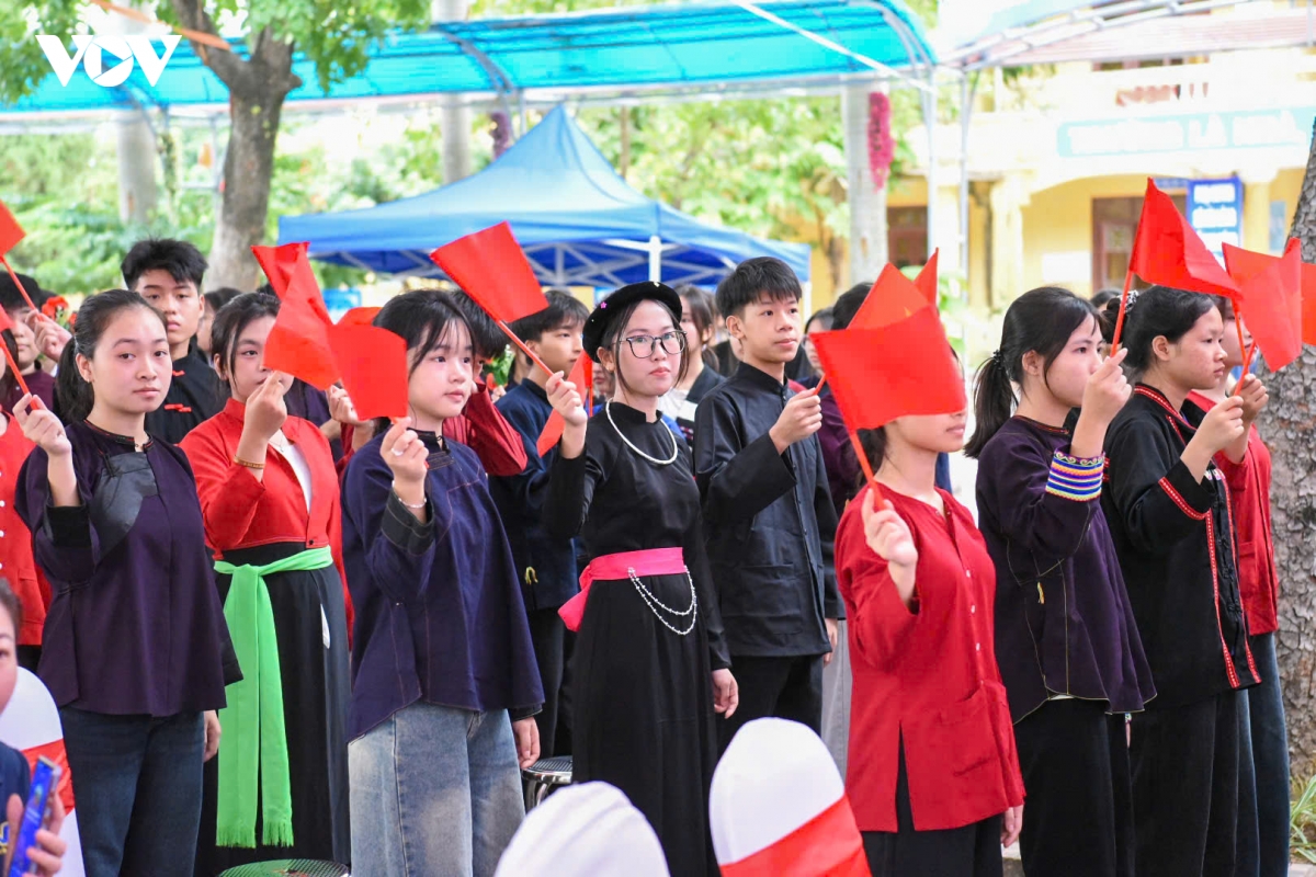 hoc sinh ca nuoc han hoan trong le khai giang nam hoc moi 2026-2027 hinh anh 51