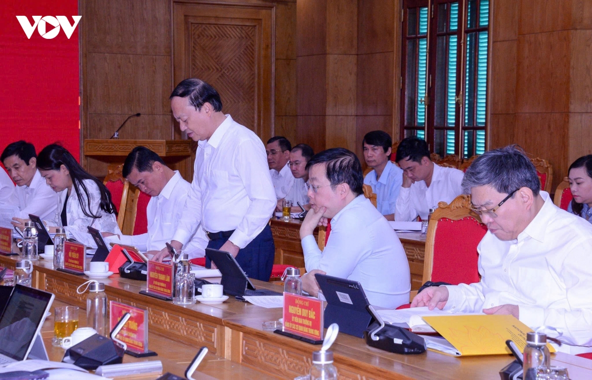 thuong truc ban bi thu chu tri hoi nghi ban thuong vu Dang uy cac co quan Dang trung uong hinh anh 5