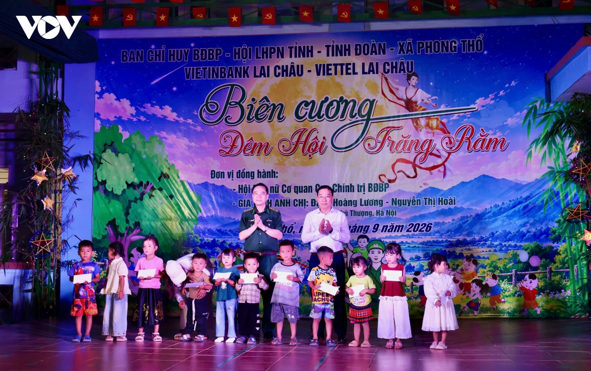 bien cuong am ap dem hoi trang ram hinh anh 2