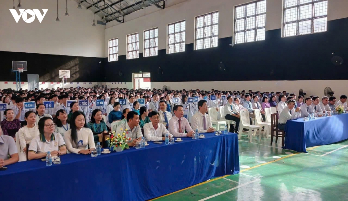 hoc sinh ca nuoc han hoan trong le khai giang nam hoc moi 2026-2027 hinh anh 139