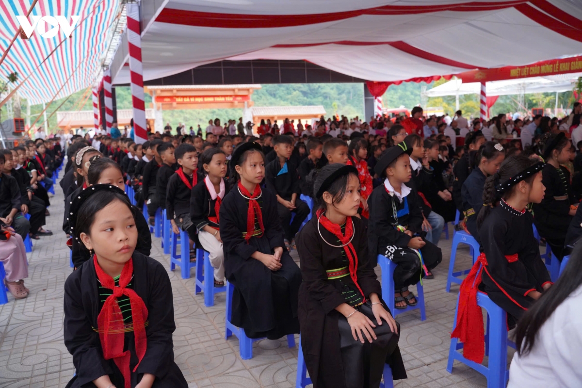 hoc sinh ca nuoc han hoan trong le khai giang nam hoc moi 2026-2027 hinh anh 111