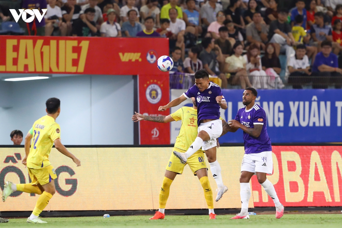 truc tiep ha noi fc 0-1 slna vong 2 v-league 2026 2027 hinh anh 3