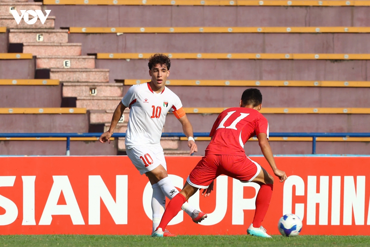 truc tiep u20 viet nam 0-0 u20 iran nhan tin vui tu u20 trieu tien hinh anh 9