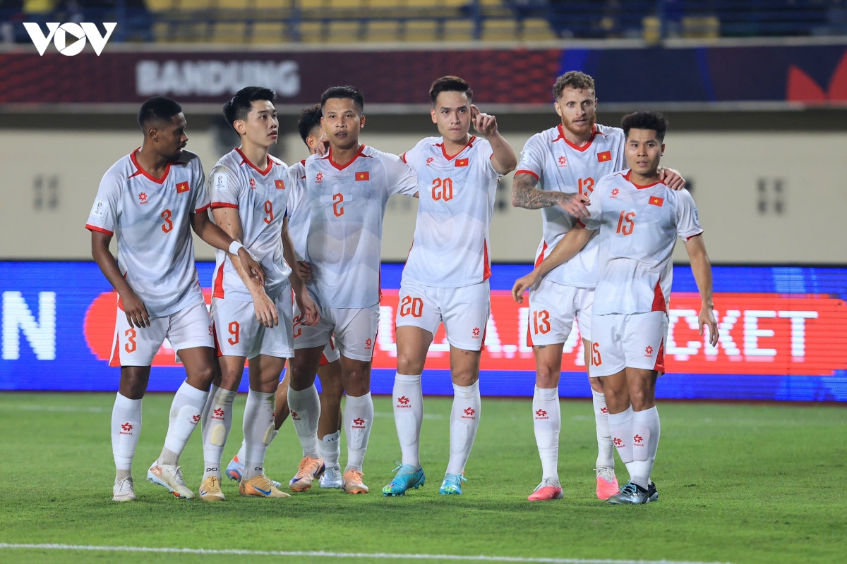 ket qua fifa asean cup 2026 hom nay thua thai lan, viet nam dut chuoi bat bai hinh anh 10