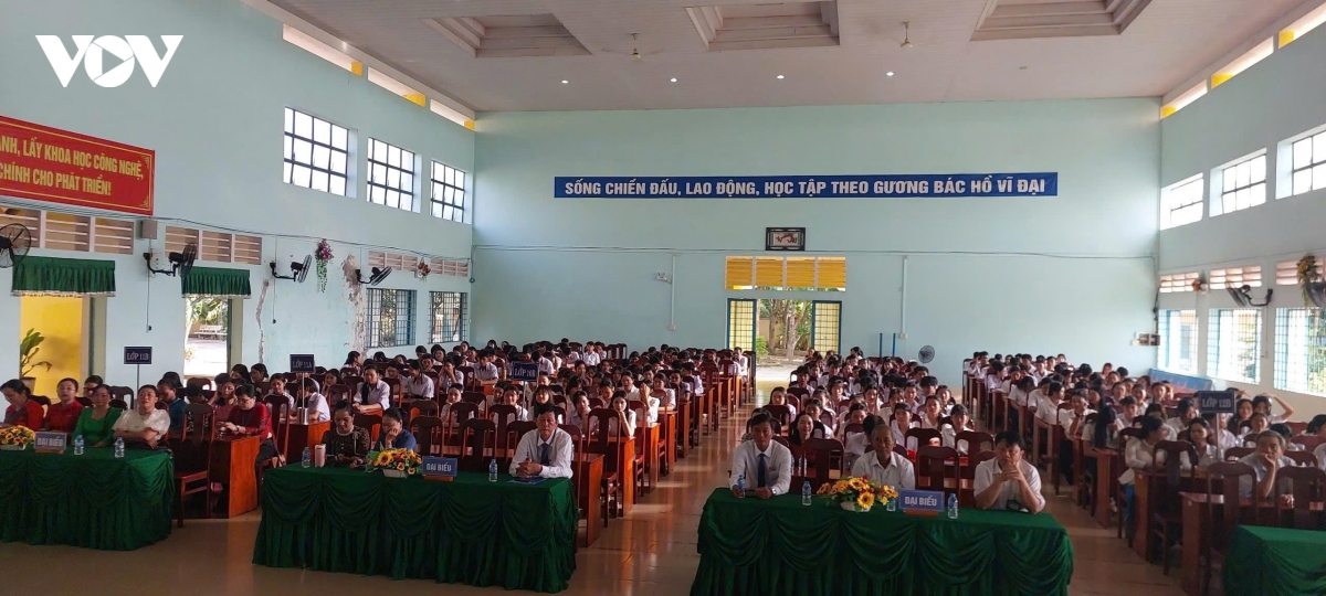 hoc sinh ca nuoc han hoan trong le khai giang nam hoc moi 2026-2027 hinh anh 257