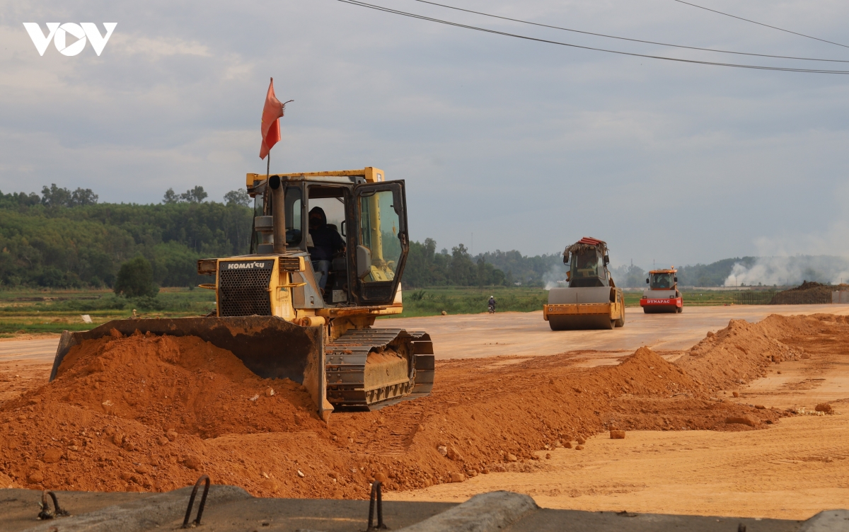 thi cong xuyen le tren cac cong trinh trong diem o tinh quang ngai hinh anh 1