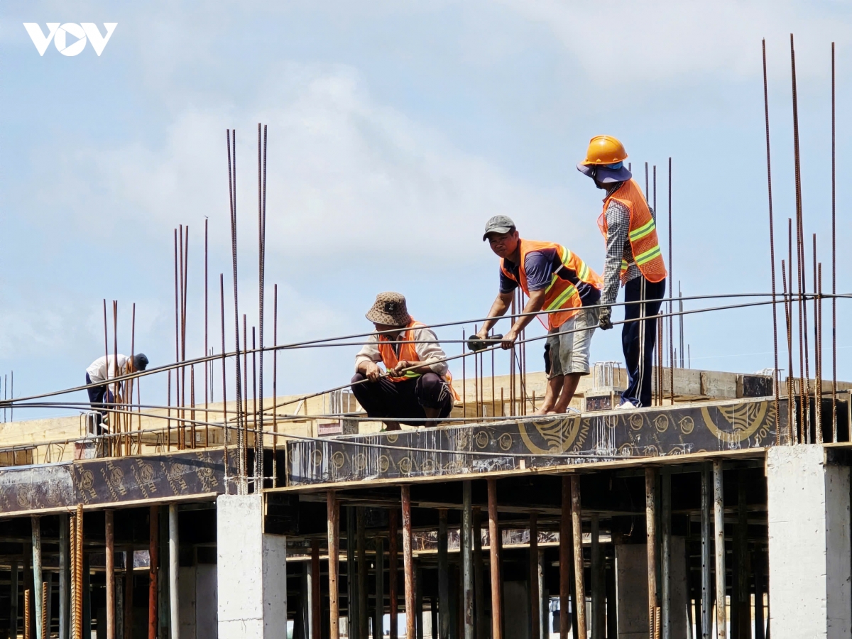 Gần 2.000 công chức, viên chức ở Cà Mau có nhu cầu mua, thuê nhà ở xã hội