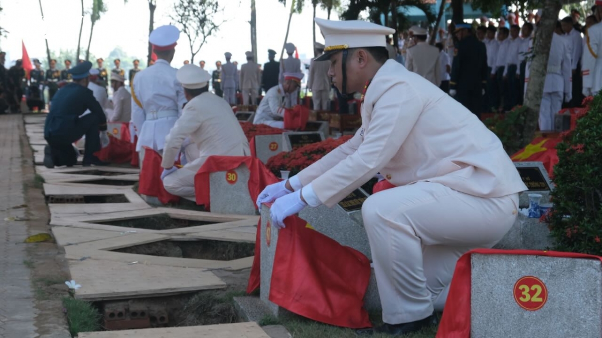 noi an nghi cac hai cot liet si duoc tim kiem, quy tap tai cong vien le thi rieng hinh anh 4