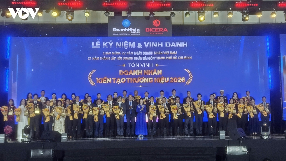 hoi doanh nhan sai gon tp.hcm vinh danh 133 doanh nhan tieu bieu hinh anh 2