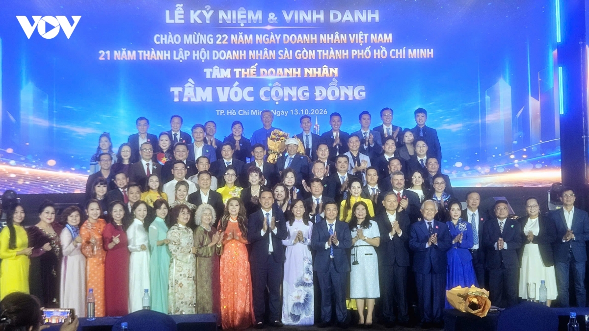 hoi doanh nhan sai gon tp.hcm vinh danh 133 doanh nhan tieu bieu hinh anh 1