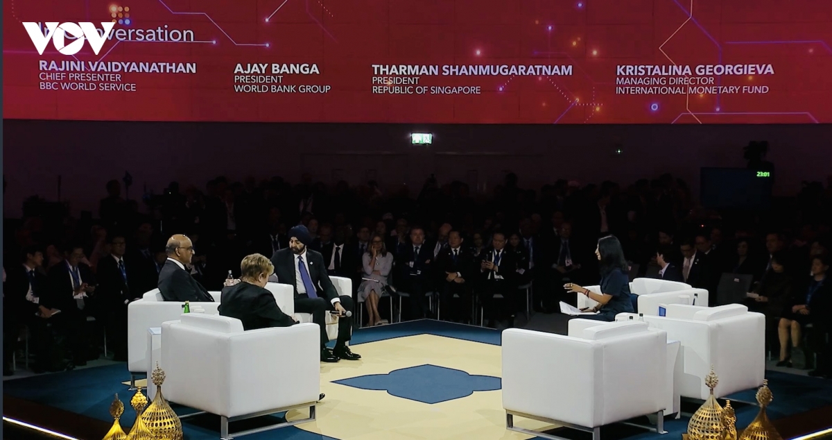 Hội nghị IMF-WB 2026: AI nhỏ (Small AI) và lời giải cho bài toán 1,2 tỷ việc làm