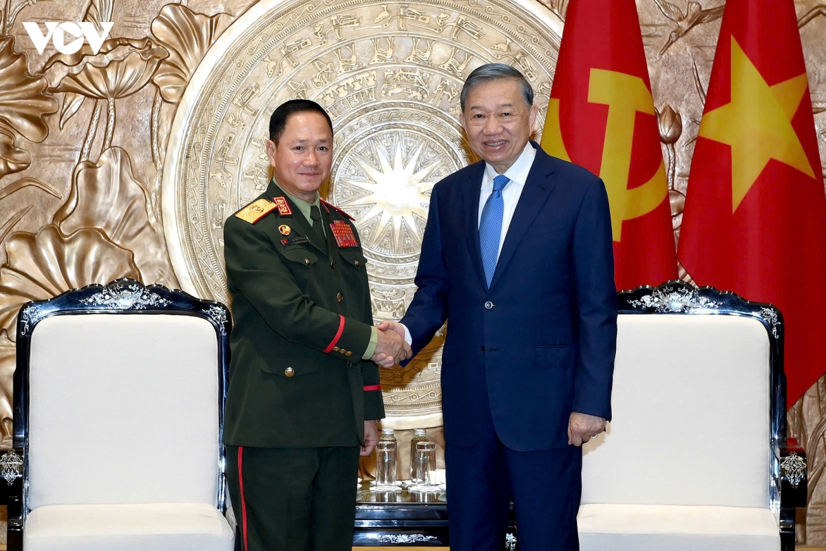 tong bi thu, chu tich nuoc to lam tiep pho thu tuong, bo truong quoc phong lao hinh anh 1