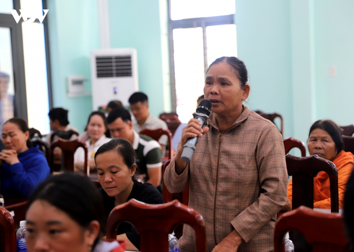 Doi thoai, tim sinh ke cho tung ho ngheo tai xa can cu cach mang o Dak lak hinh anh 2