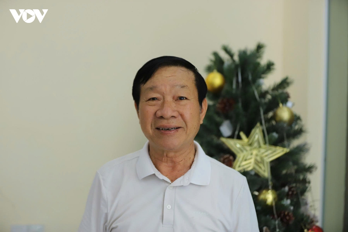 khi nguoi cao tuoi dung ben le nhung phim cham hinh anh 1
