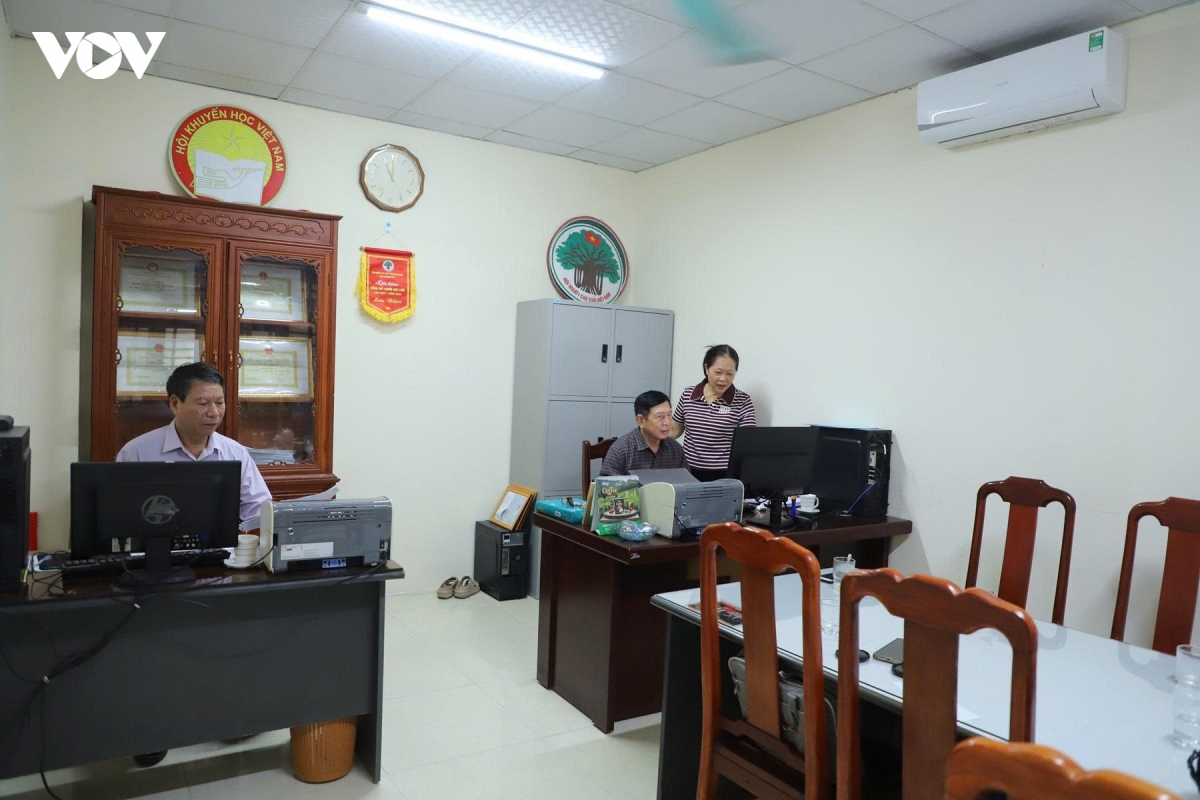 khi nguoi cao tuoi dung ben le nhung phim cham hinh anh 4