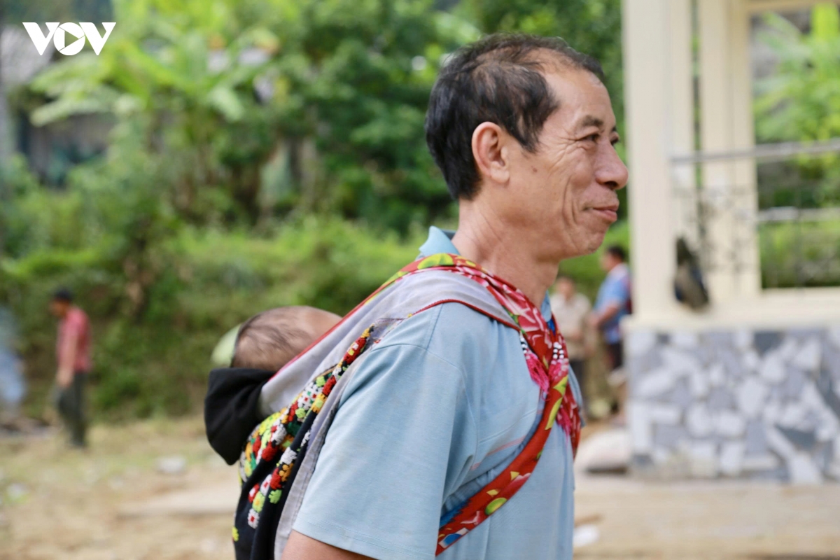 vuot nui, bang rung, quan va dan giu tung cot moc noi bien cuong thanh hoa hinh anh 3