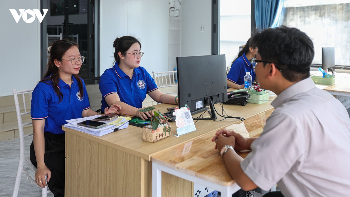 bac tp.hcm co them trung tam dao tao lai xe hien dai hinh anh 2
