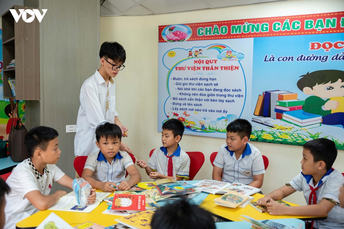 tu mot thu vien thieu sach den khat vong noi dai van hoa doc hinh anh 3