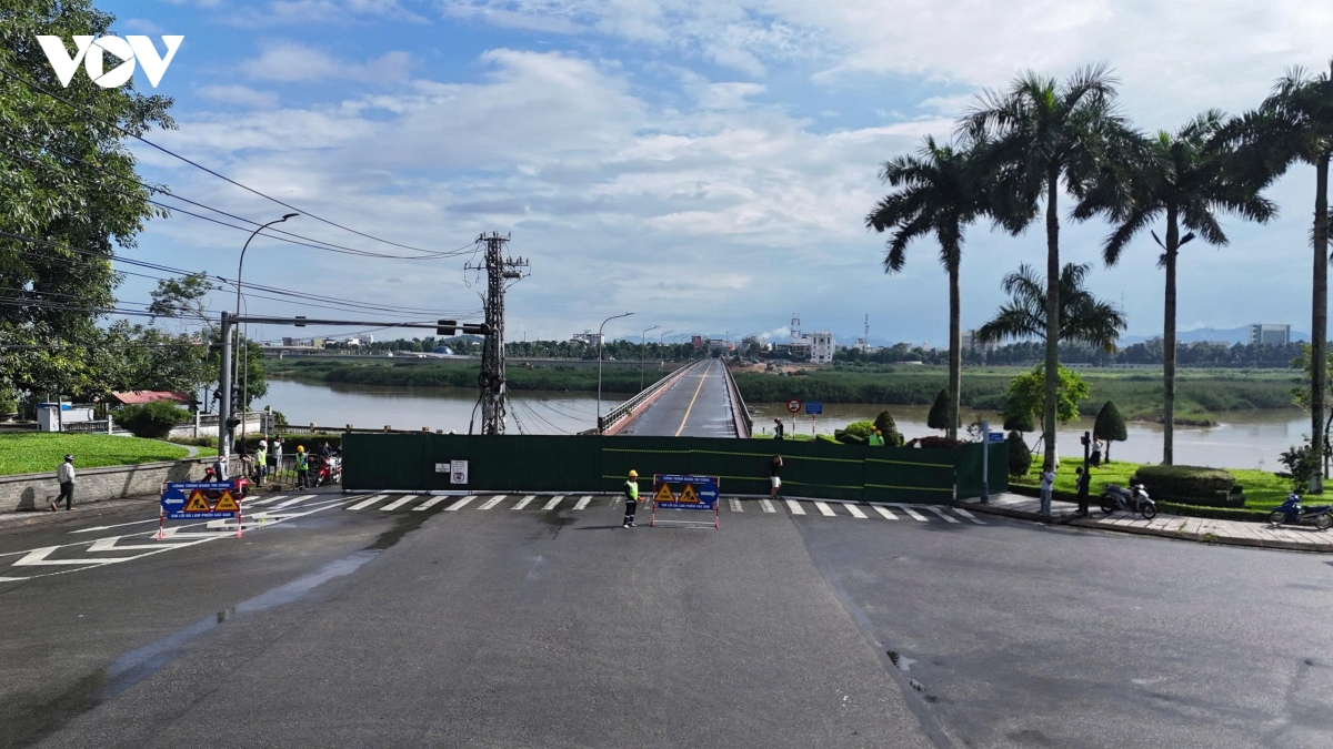 quang ngai dong cau tra khuc 1, phan luong giao thong hinh anh 1