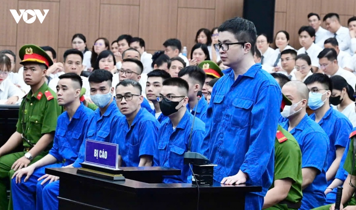 khai tai toa, mr pips pho Duc nam to cao them trach nhiem cua cap duoi hinh anh 1