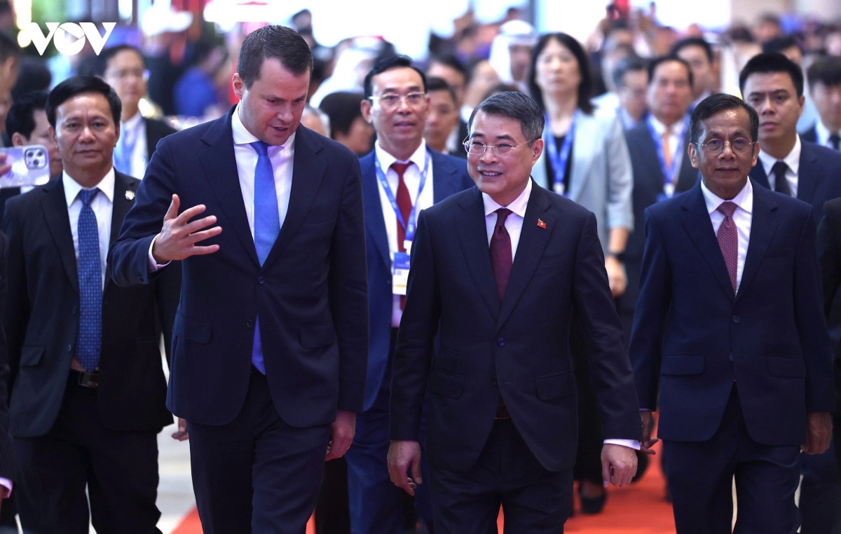 toan canh phien doi thoai cua thu tuong tai dien dan kinh te mua thu 2026 hinh anh 1