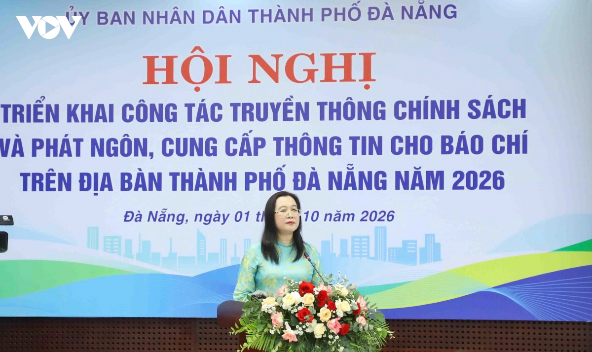 truyen thong chinh sach phai di truoc, tranh khoang trong thong tin hinh anh 1