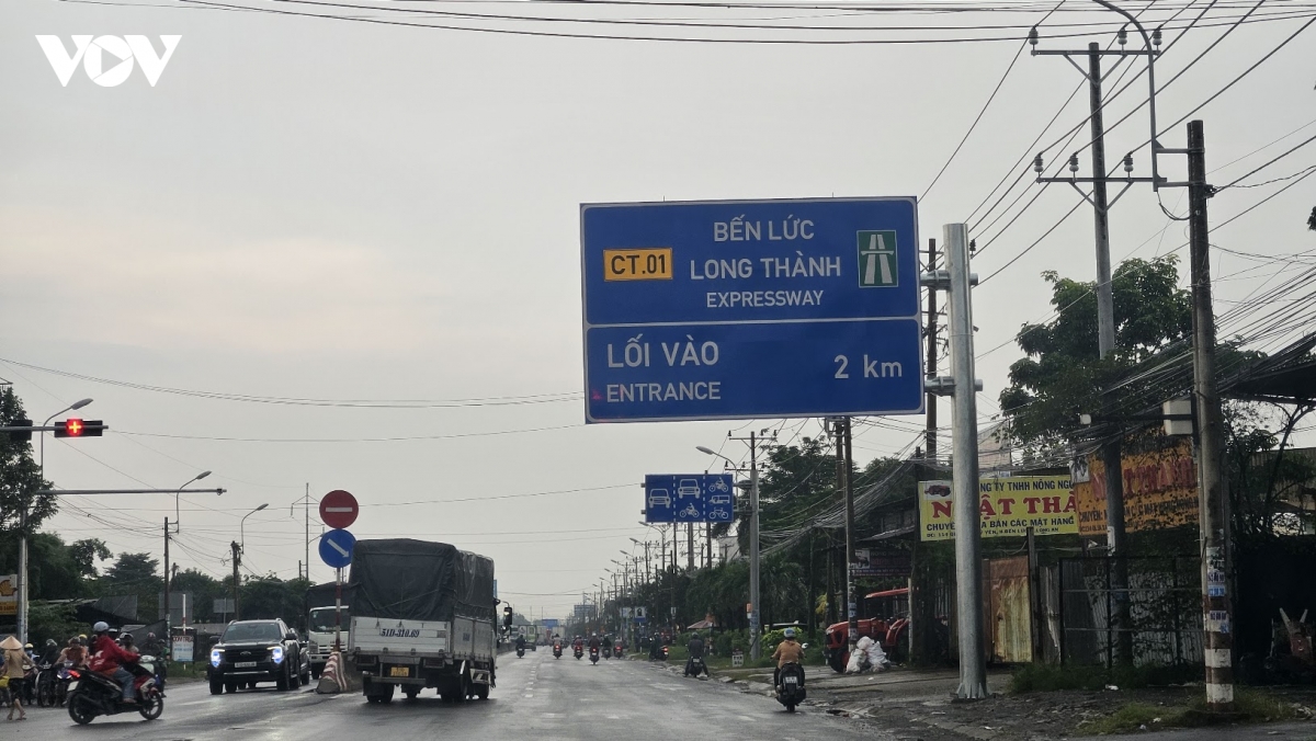 tay ninh doi mat loc, set, mua da, nguoi dan can tim noi tru an an toan hinh anh 3