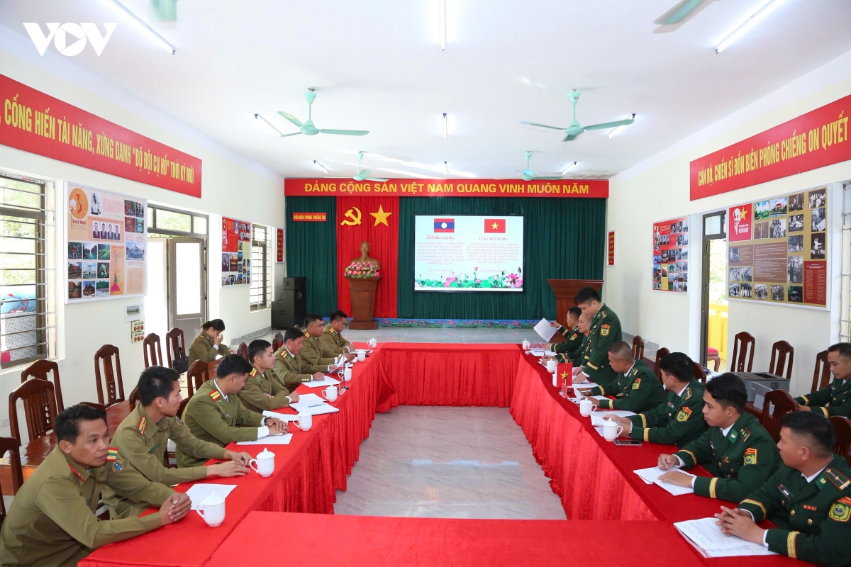 ky ket nghia giua cac tram 2 ben bien gioi viet nam va lao hinh anh 2
