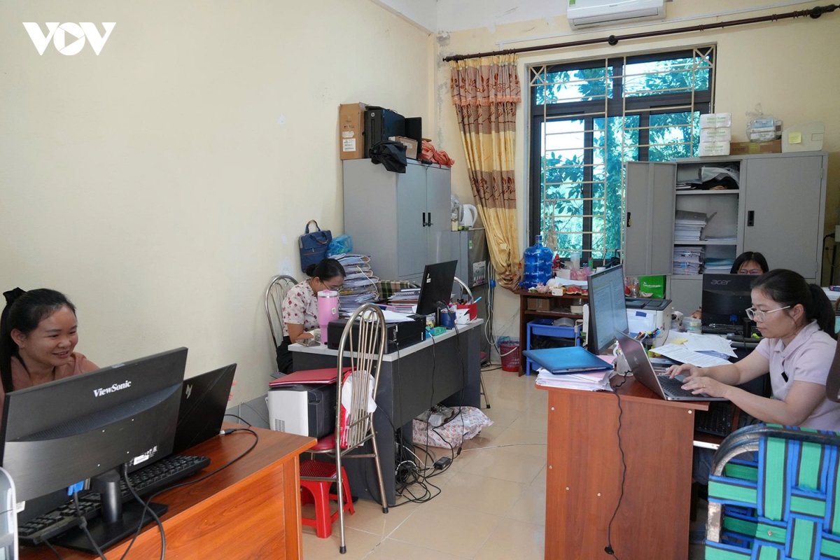 tang phu cap tai cao bang kip thoi giam ap luc, them dong luc cho can bo co so hinh anh 1