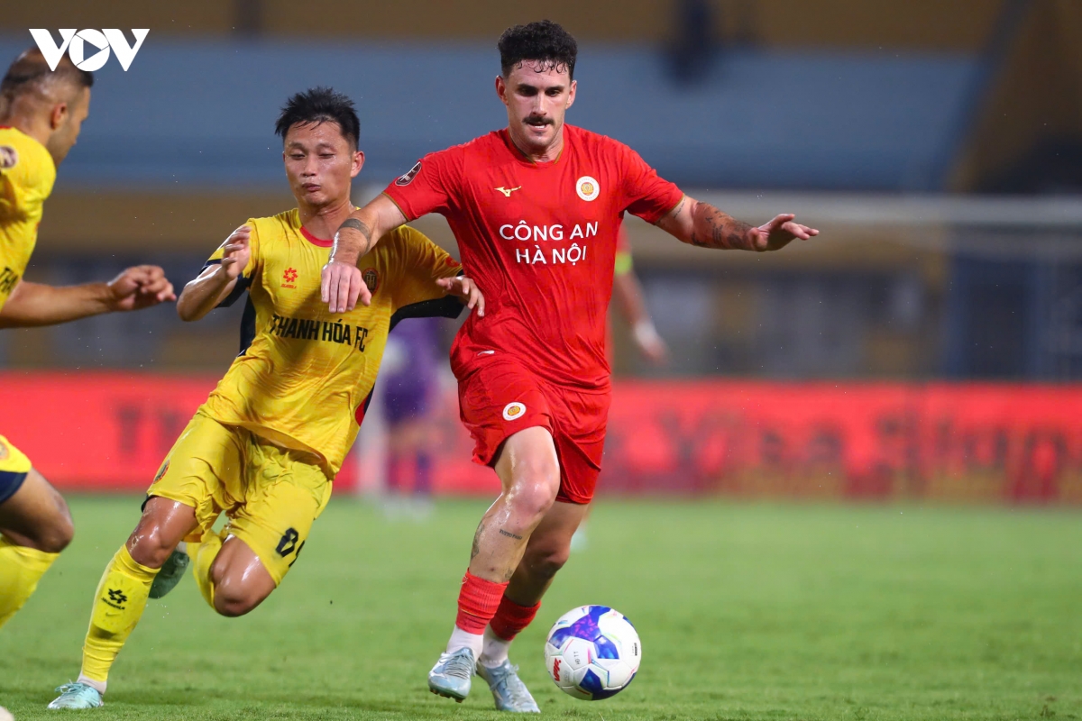 clb cahn mat diem tiec nuoi trong ngay Dinh bac khai hoa o v-league 2026 27 hinh anh 2
