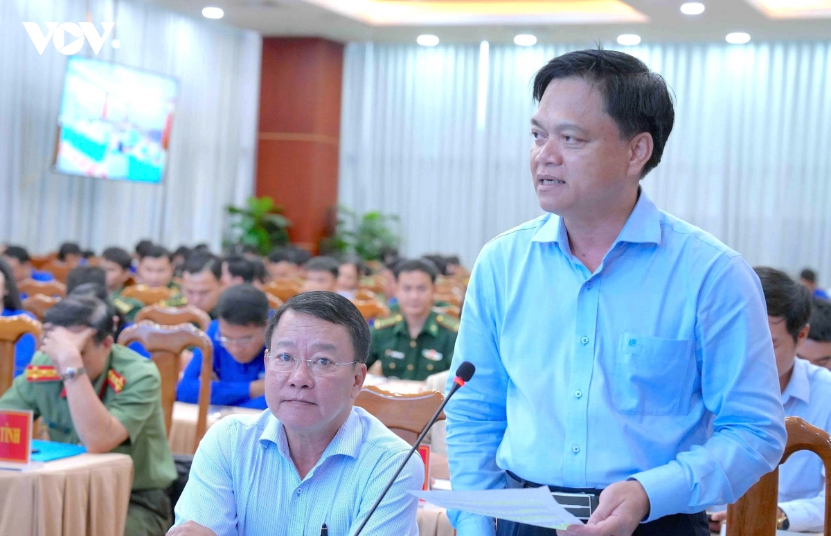 chu tich ubnd tinh ca mau thanh nien can tien phong doi moi sang tao hinh anh 3
