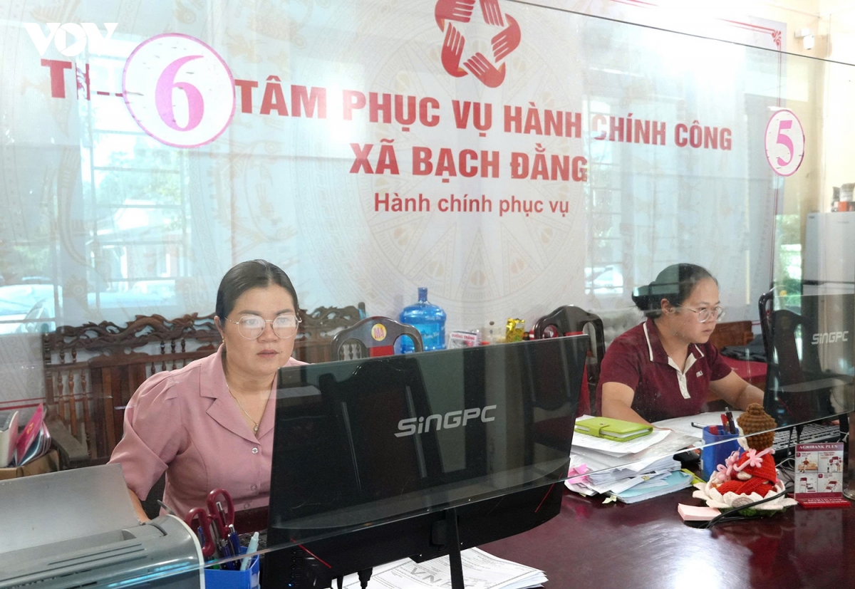 tang phu cap tai cao bang kip thoi giam ap luc, them dong luc cho can bo co so hinh anh 3