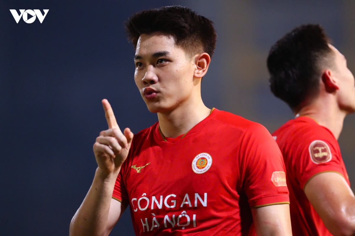 clb cahn mat diem tiec nuoi trong ngay Dinh bac khai hoa o v-league 2026 27 hinh anh 4