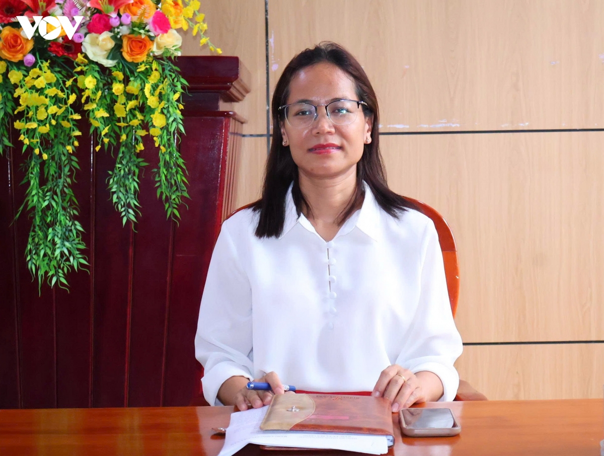 Dang vien nguoi co tu giup dan mien nui Da nang giam ngheo hinh anh 3