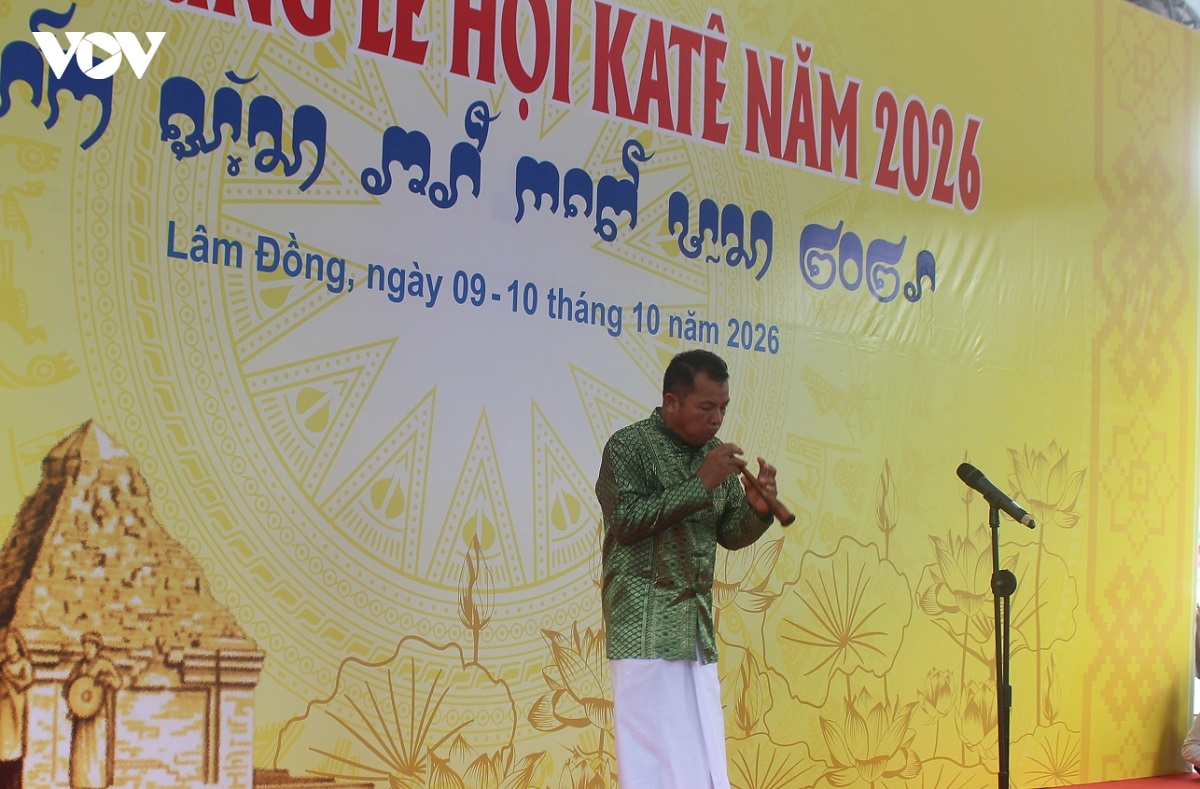 nhieu hoat dong soi noi chao don le hoi kate 2026 tai lam Dong hinh anh 7