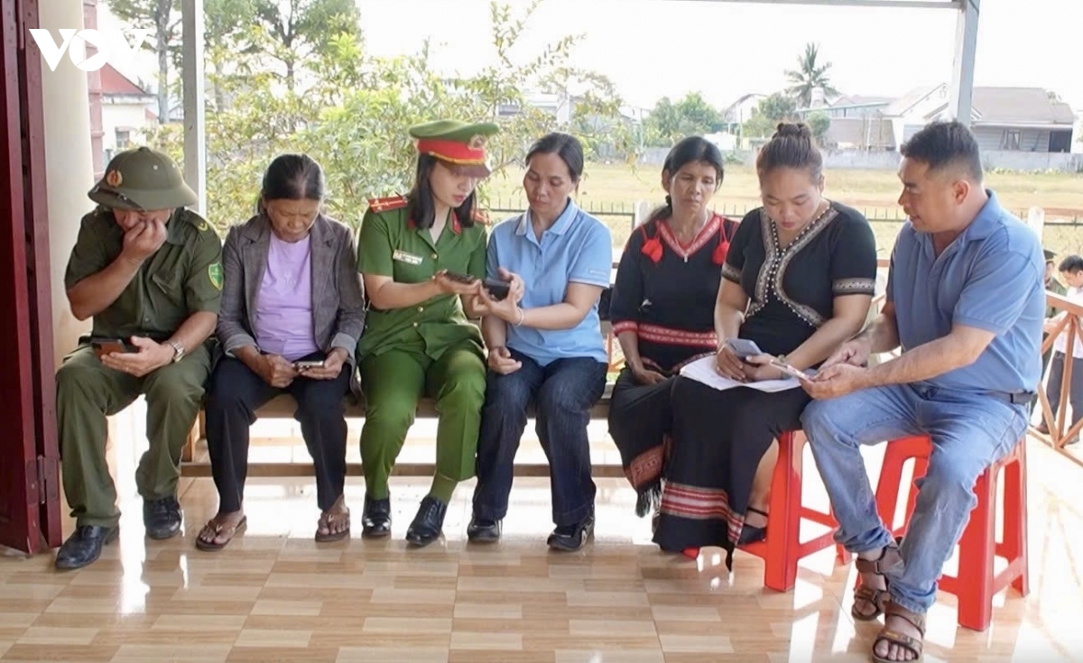 Dak lak pho cap ky nang so xay dung cong dan so hinh anh 3