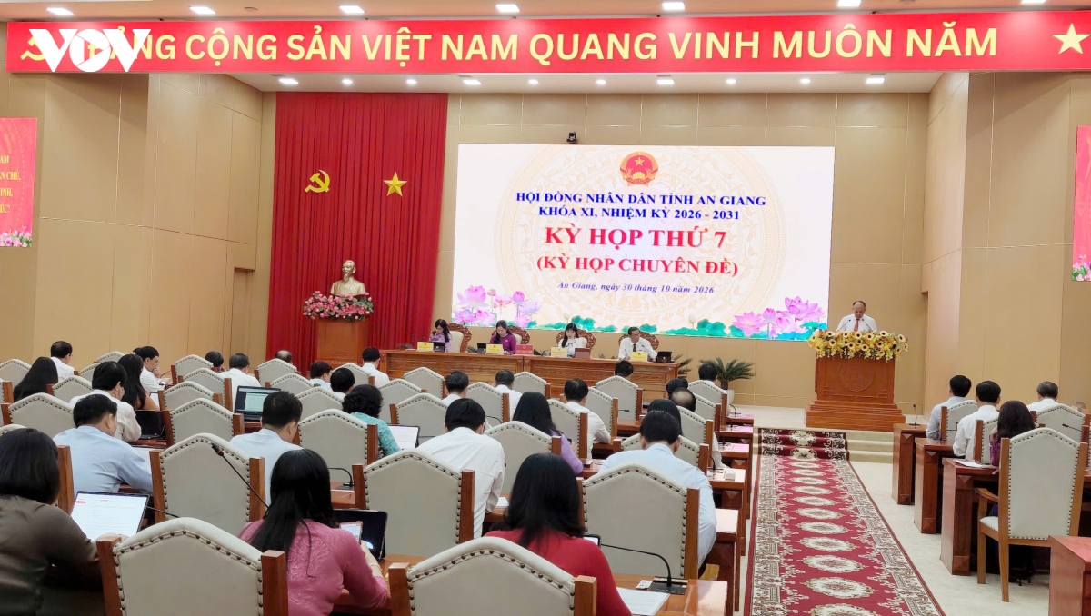 hDnd tinh an giang xem xet 28 du thao nghi quyet quan trong hinh anh 1