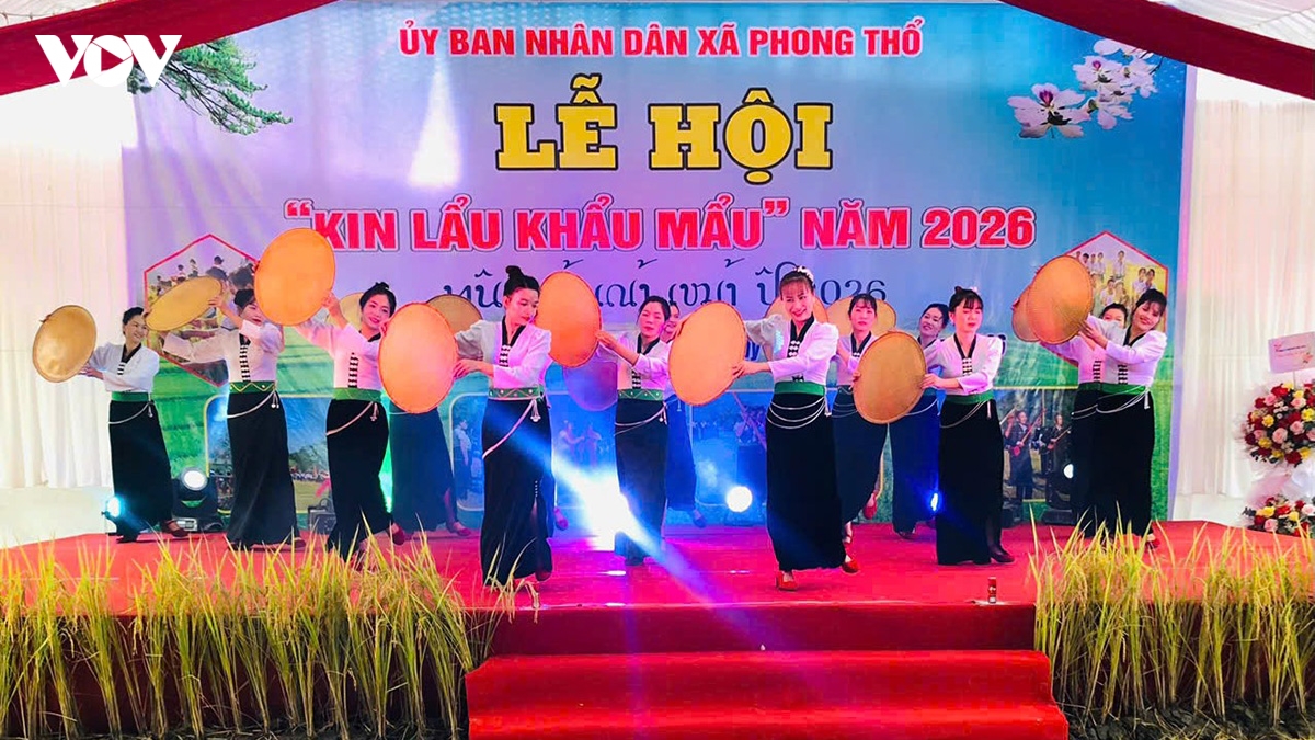 Theo nhịp chày Khua Luống, vui hội Kin Lẩu Khẩu Mẩu của người Thái trắng Lai Châu