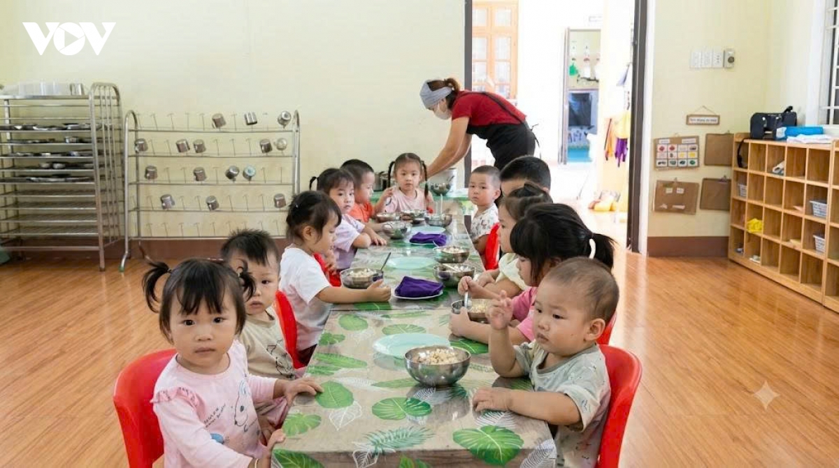 Thái Nguyên hoàn thành kế hoạch tổ chức ăn bán trú, nội trú