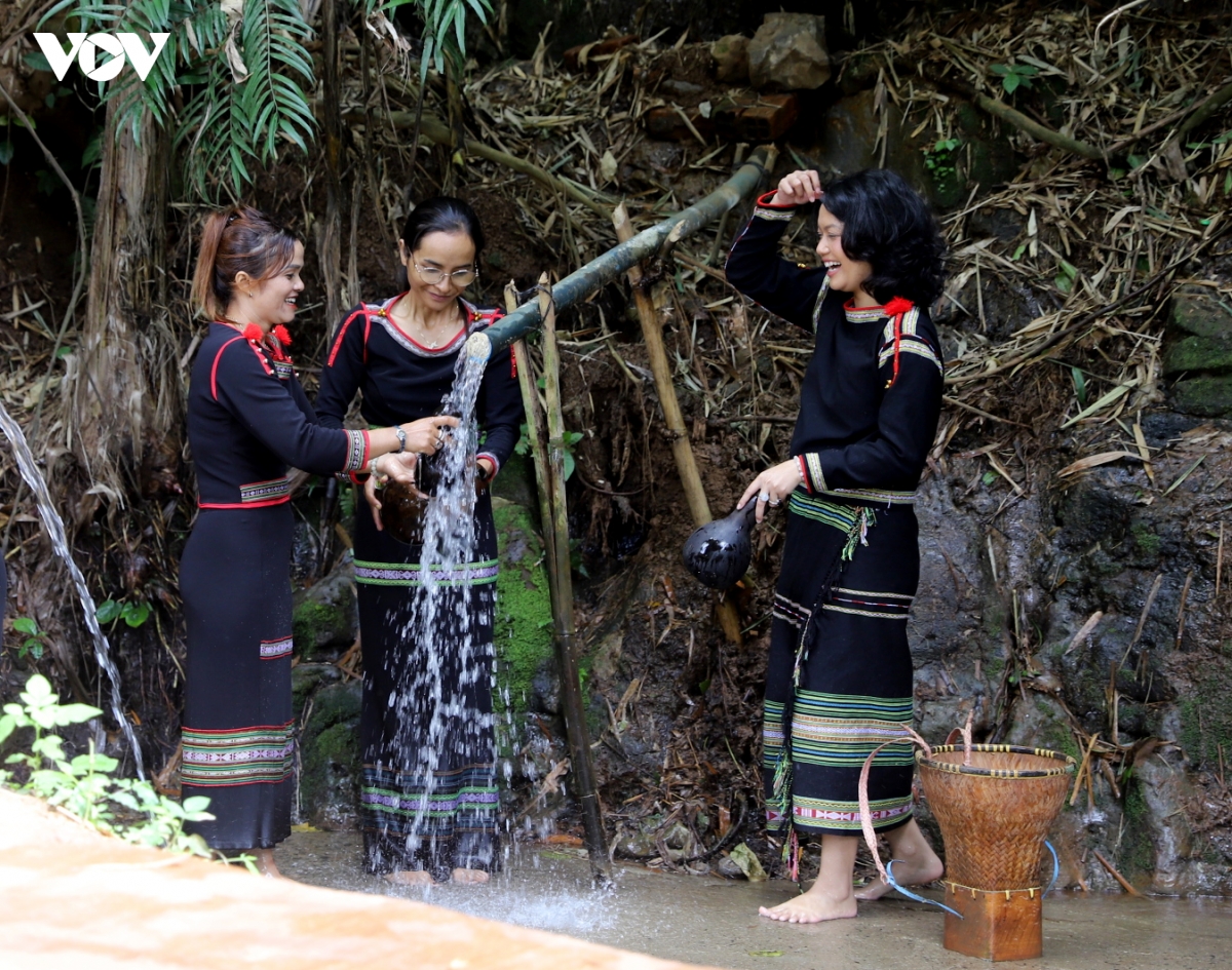 Bến nước – mạch nguồn sống ở các buôn làng Tây Nguyên