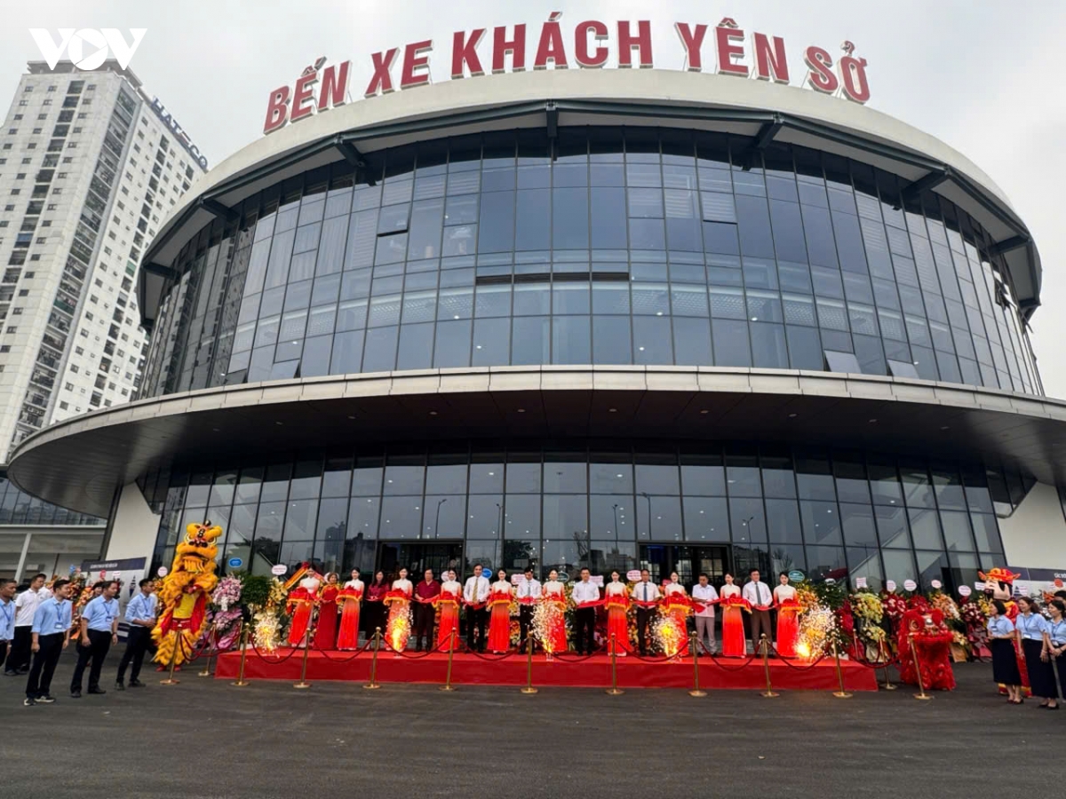 ben xe yen so chinh thuc khai truong, tang ket noi van tai lien tinh ha noi hinh anh 1