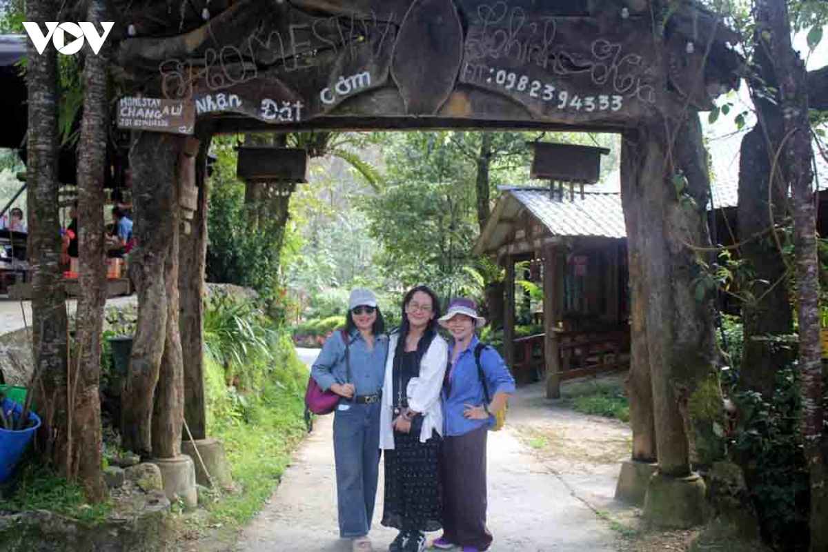 lai chau vao mua don khach, thuc day du lich tang truong hinh anh 8