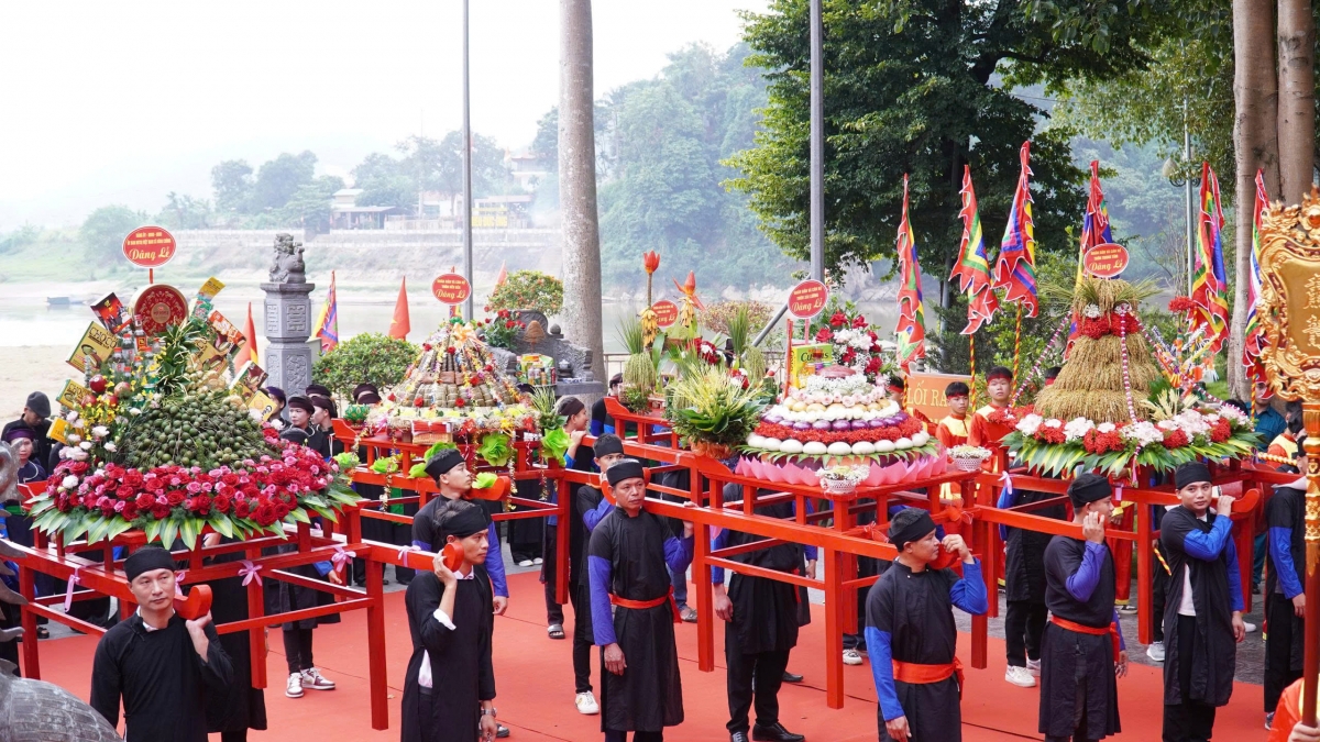 lao cai Dac sac le hoi com moi den Dong cuong nam 2026 hinh anh 10