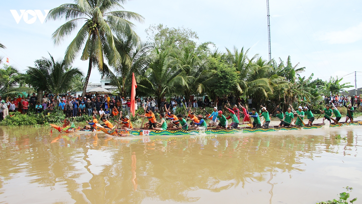 soi noi dua ghe ngo mini, gin giu net dep van hoa khmer tai can tho hinh anh 3