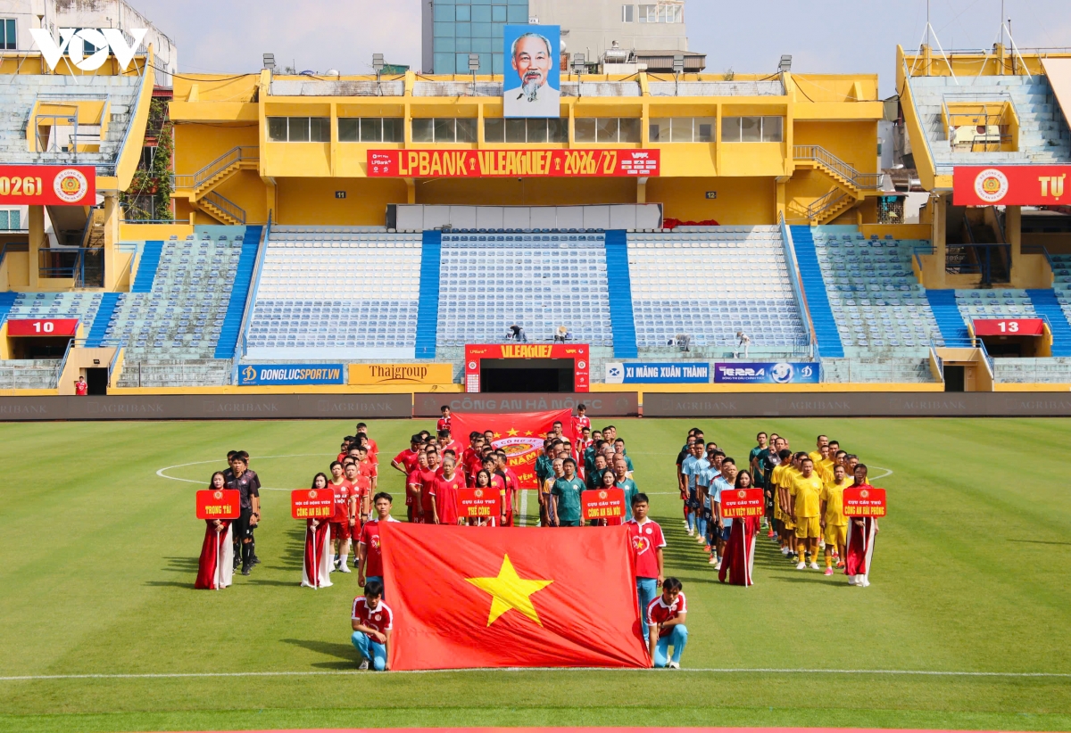 quang hai va nguyen filip du ngay hoi dac biet cua clb cahn hinh anh 1