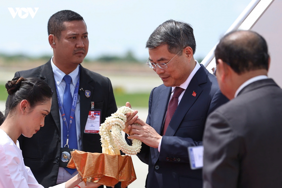 thu tuong den thu do phnom penh, bat dau chuyen tham chinh thuc vuong quoc campuchia hinh anh 4