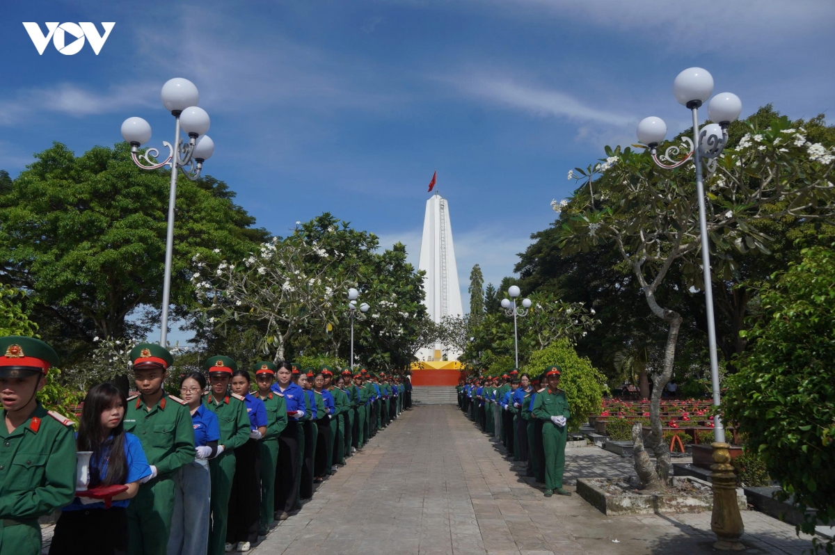 can tho chuan bi cho le vieng, truy dieu va an tang 120 hai cot liet si hinh anh 1