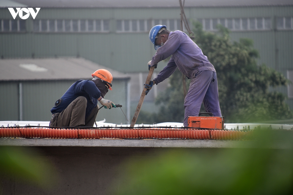 thi cong cau Duong moi, nguoi dan mong som thoat canh ngap ung, bui bam hinh anh 5
