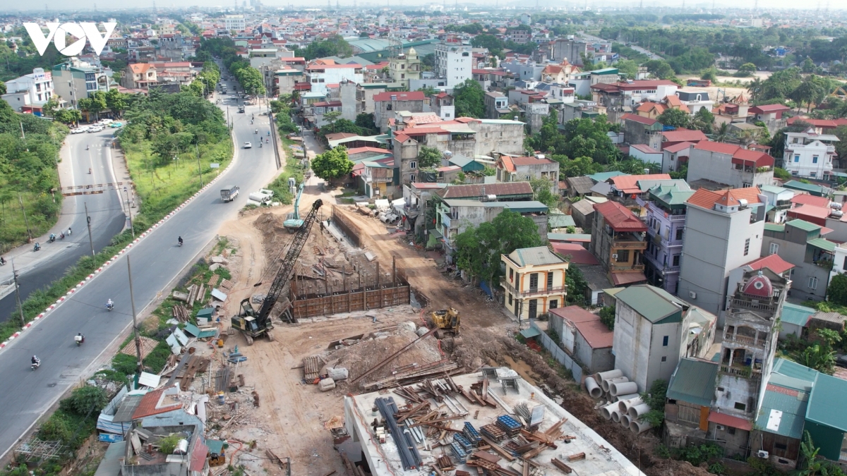 thi cong cau Duong moi, nguoi dan mong som thoat canh ngap ung, bui bam hinh anh 8